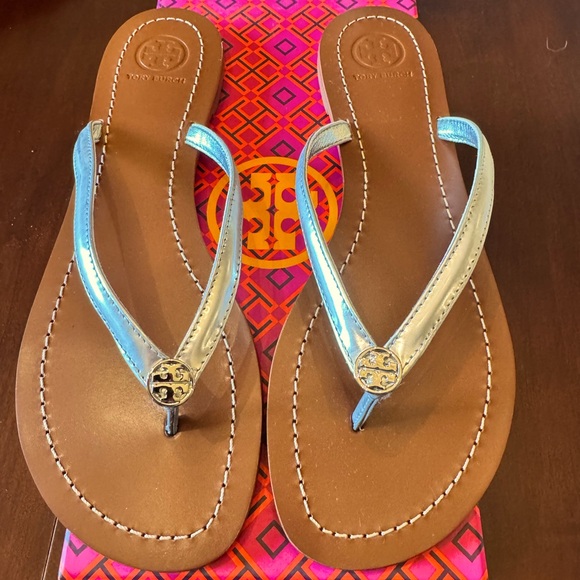 Tory Burch Terra Thong in size 9 - Picture 1 of 4